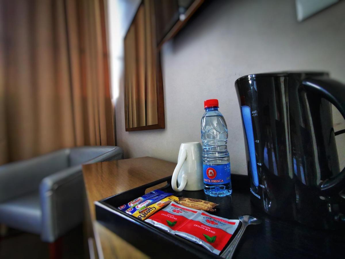 Stay Inn - Guest House Maputo Buitenkant foto