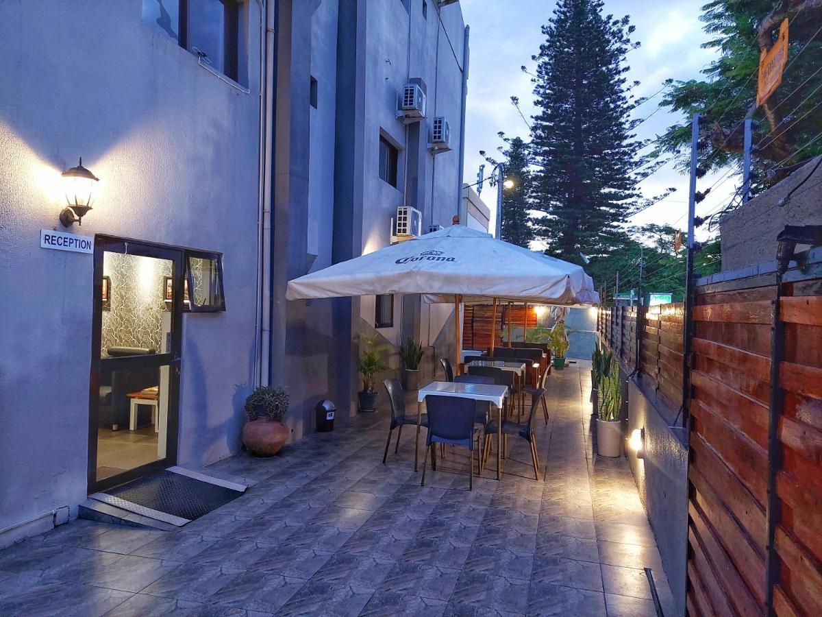 Stay Inn - Guest House Maputo Buitenkant foto